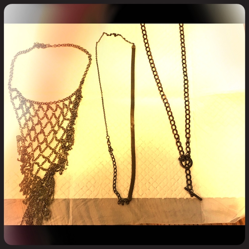 BUNDLE. Statement necklaces - Picture 3 of 5